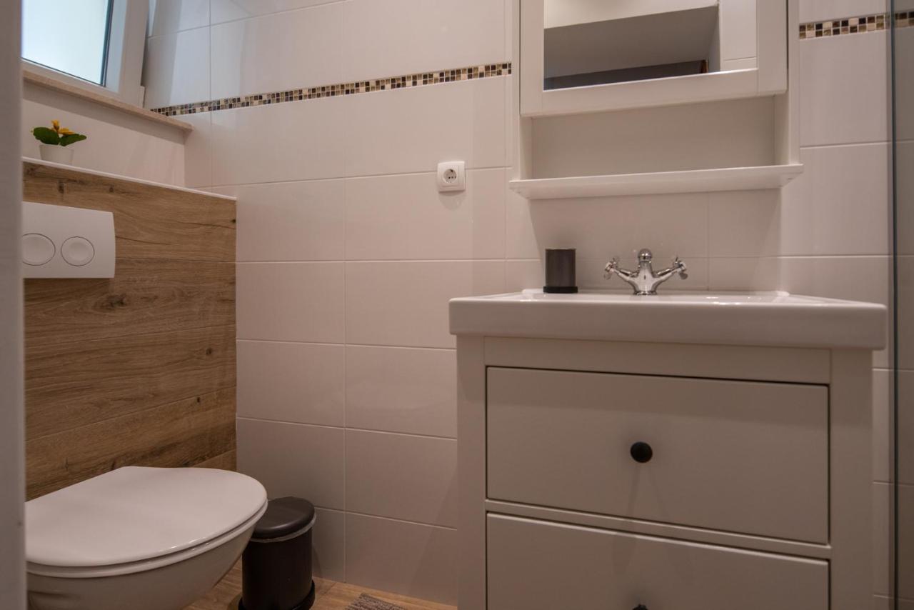 Apartmani Mara Pakoštane Exteriér fotografie